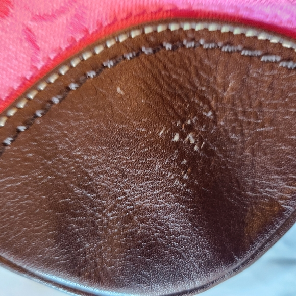 COACH - Picture 3 of 9